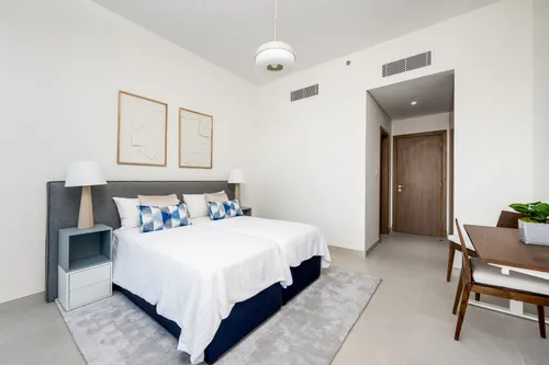3 Bedrooms Apartment in Canal Front Residence 7
