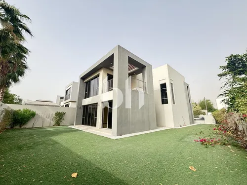 Prime Location | Close To Park | Vacant Now