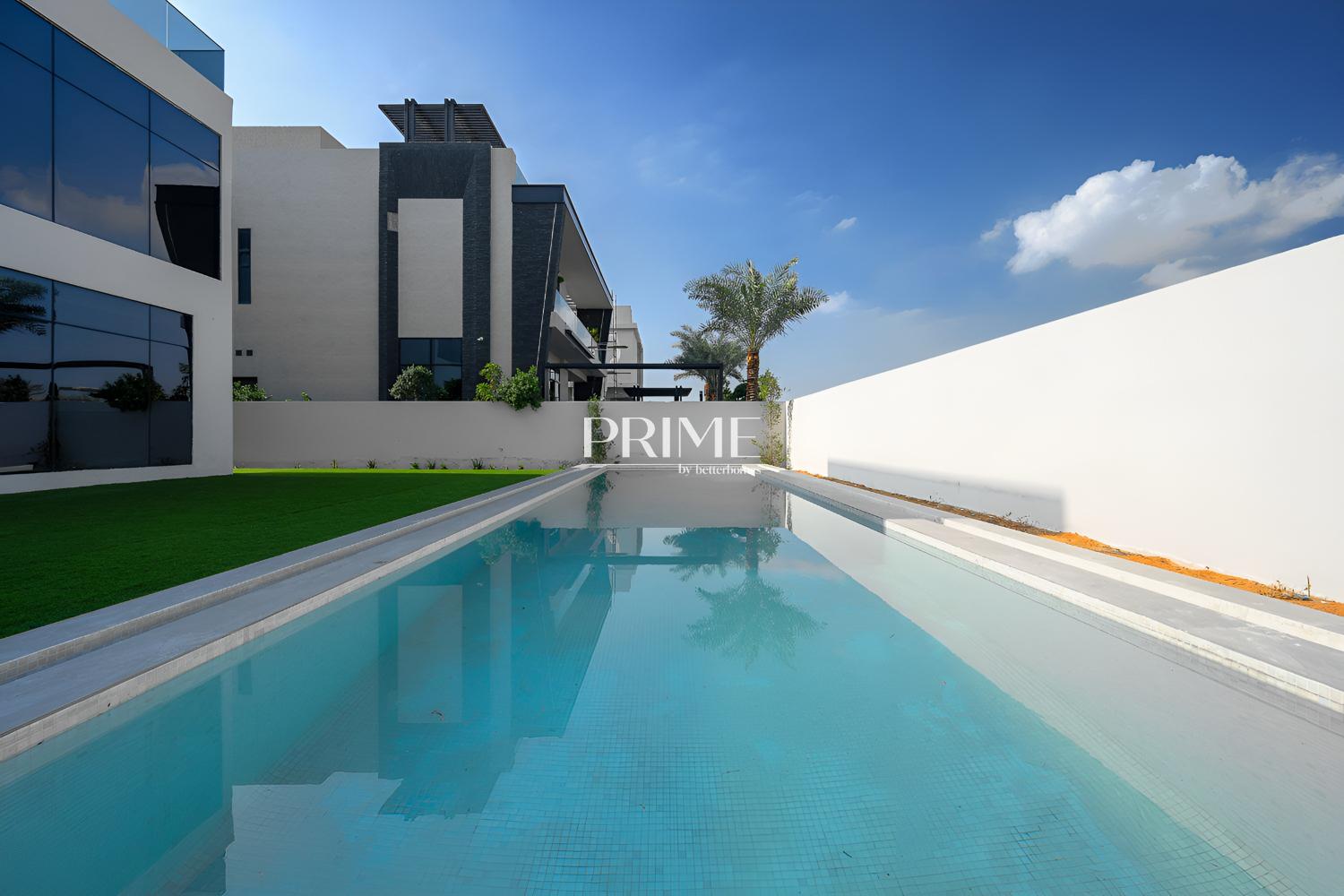 5 Bedrooms Villa in Jumeirah Park Homes