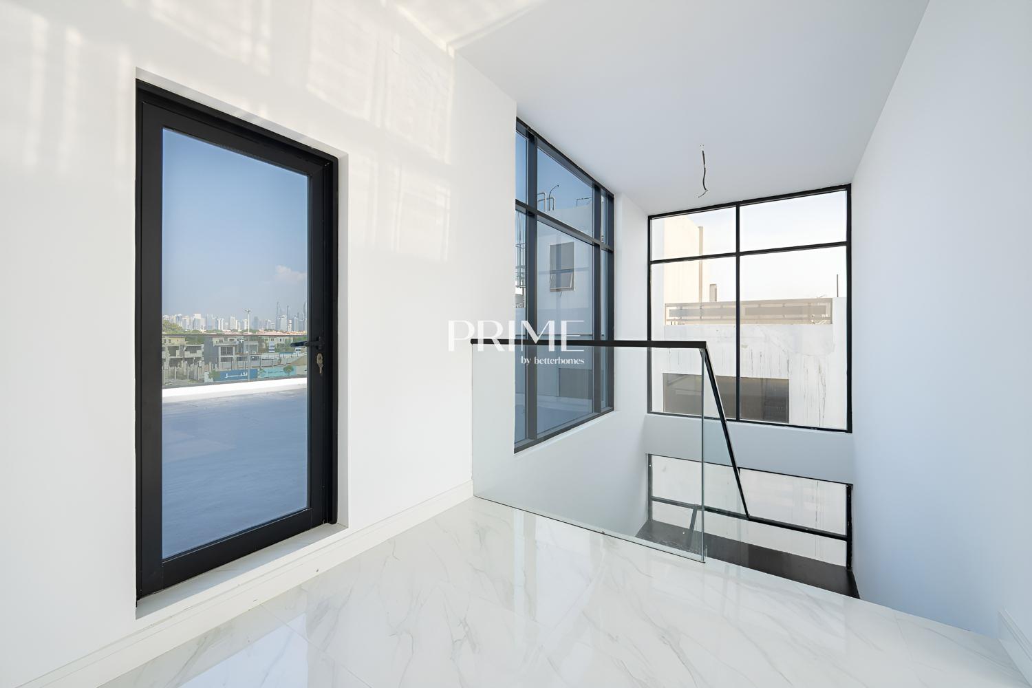 5 Bedrooms Villa in Jumeirah Park Homes