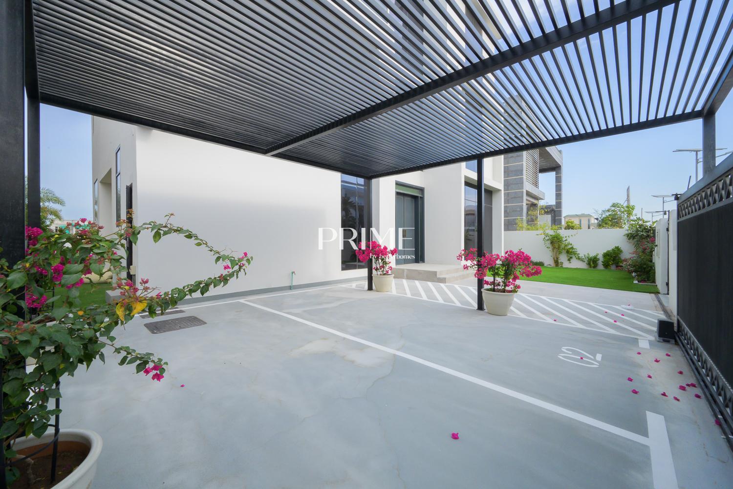 5 Bedrooms Villa in Jumeirah Park Homes