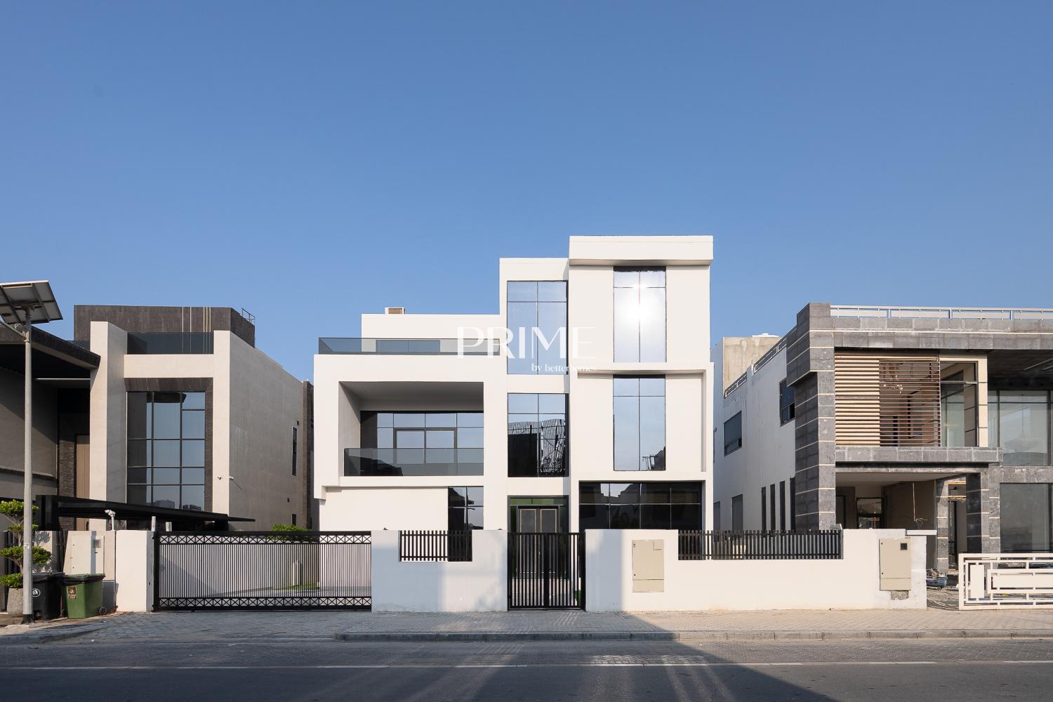 5 Bedrooms Villa in Jumeirah Park Homes