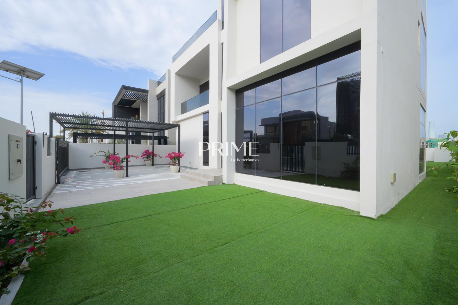 5 Bedrooms Villa in Jumeirah Park Homes