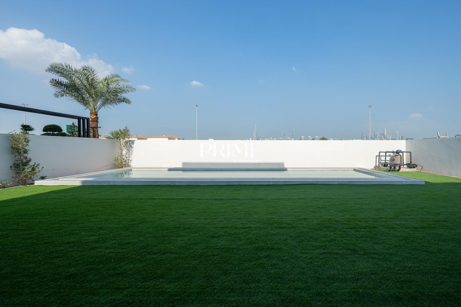 5 Bedrooms Villa in Jumeirah Park Homes