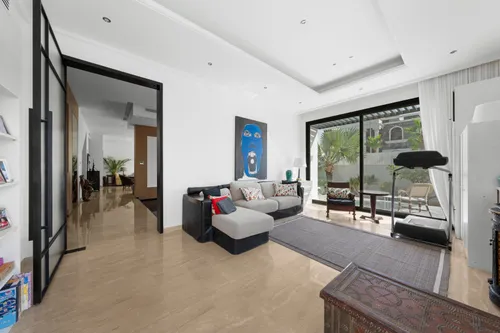 7 Bedrooms Villa in Umm Suqeim 3 Villas