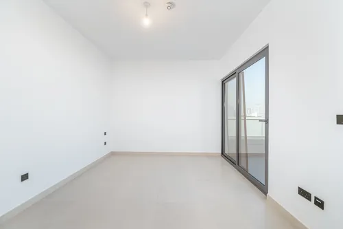 4 Bedrooms Villa in Aura 1