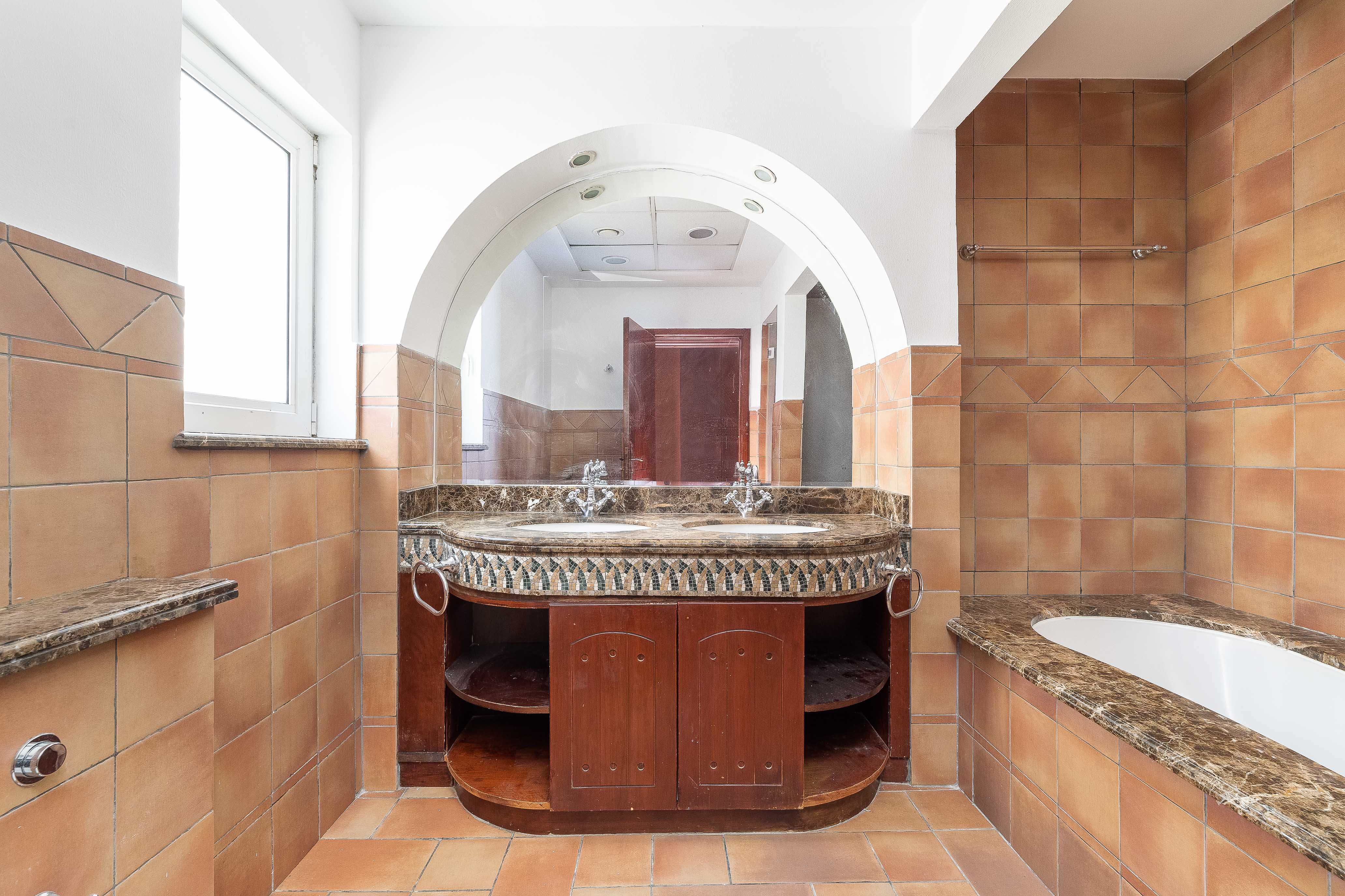 4 Bedrooms Villa in Ponderosa