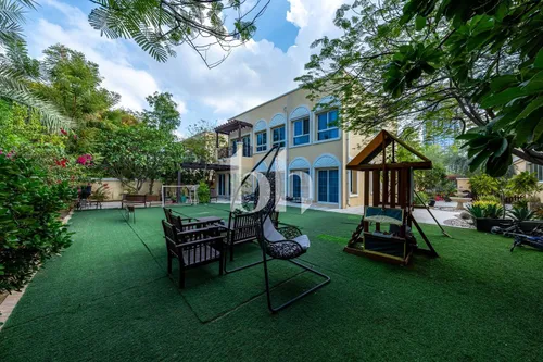 5 Bedroom on a Big Plot | Quiet Location