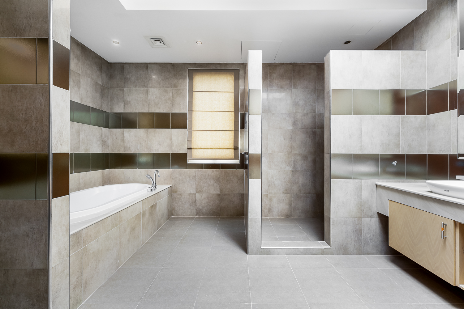 7 Bedrooms Villa in Jasmine Leaf 7