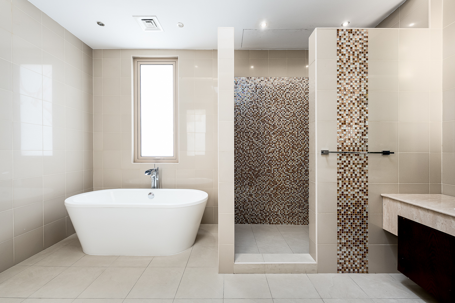 7 Bedrooms Villa in Jasmine Leaf 7