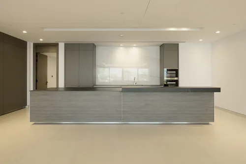 3 Bedrooms Apartment in Mansion 4