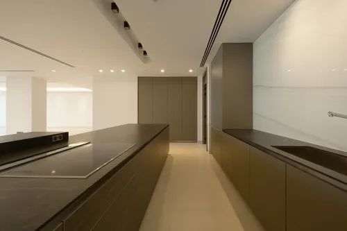 3 Bedrooms Apartment in Mansion 4