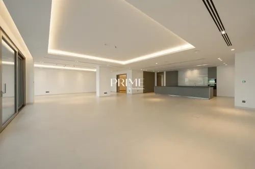 3 Bedrooms Apartment in Mansion 1