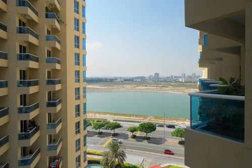 2 Bedrooms Apartment in The Crescent Tower C