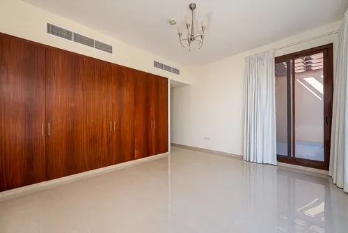 4 Bedrooms Townhouse in Jumeirah Islands Townhouses