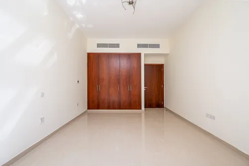 4 Bedrooms Townhouse in Jumeirah Islands Townhouses