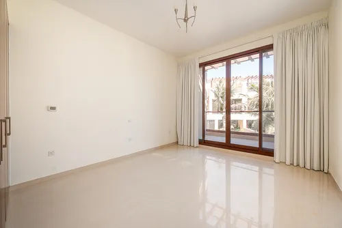4 Bedrooms Townhouse in Jumeirah Islands Townhouses