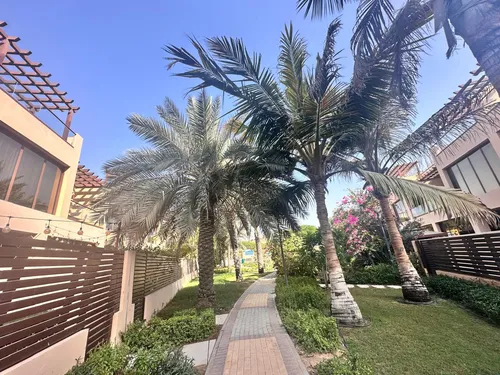4 Bedrooms Townhouse in Jumeirah Islands Townhouses