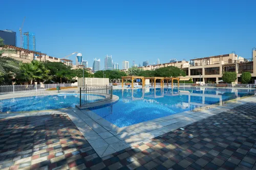 4 Bedrooms Townhouse in Jumeirah Islands Townhouses