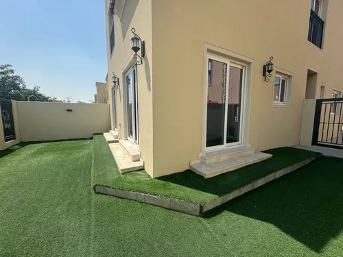 4 Bedrooms Villa in Amaranta 1