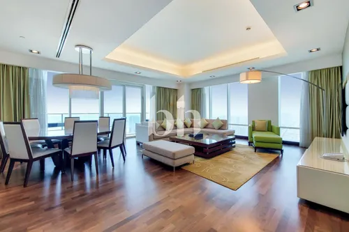 Top Floor Penthouse| Sea View |Ready to Move in