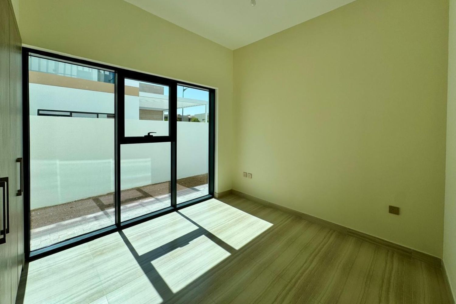 4 Bedrooms Townhouse in Park Residences 4