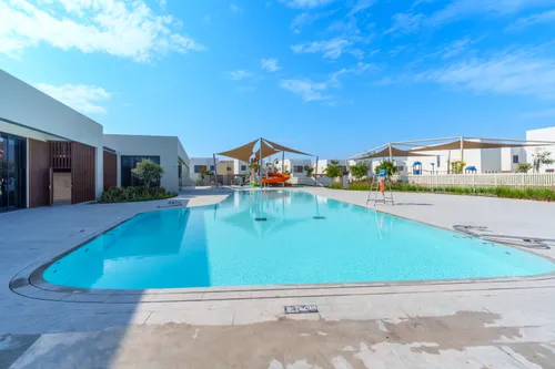 5 Bedrooms Villa in Noya Luma