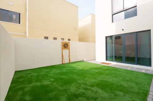 5 Bedrooms Villa in Noya Luma