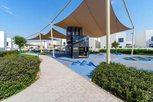 5 Bedrooms Villa in Noya Luma