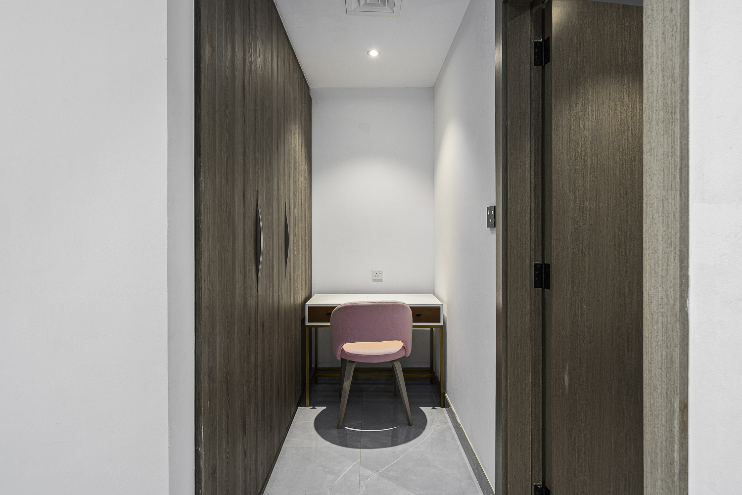 3 Bedrooms Apartment in Lavender Garden Suites