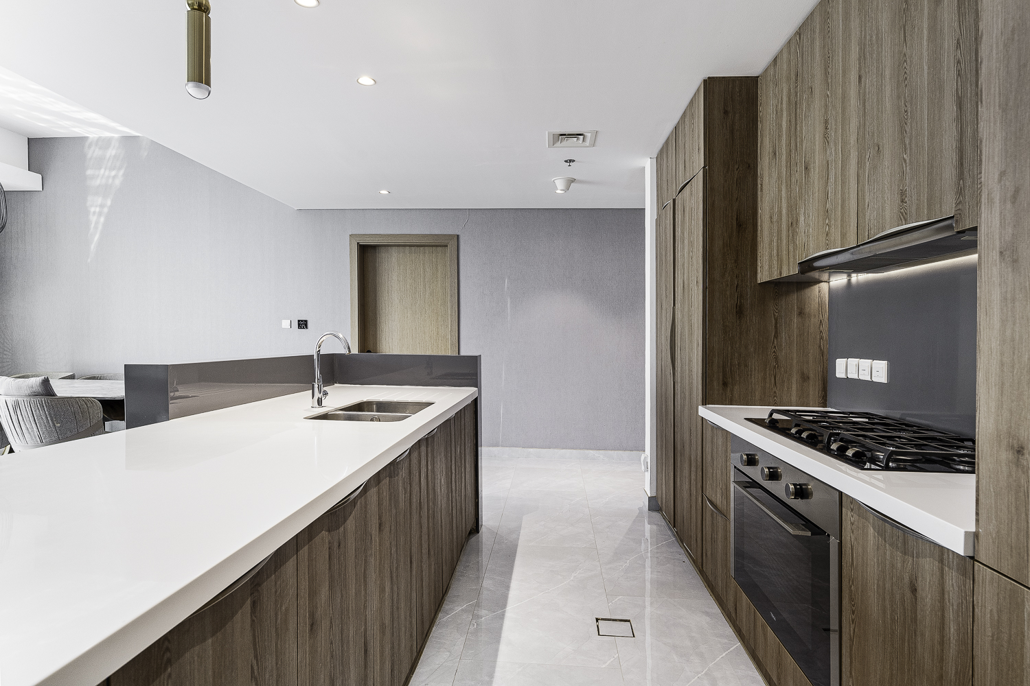 3 Bedrooms Apartment in Lavender Garden Suites