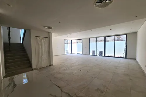 3 Bedrooms Townhouse in California Village