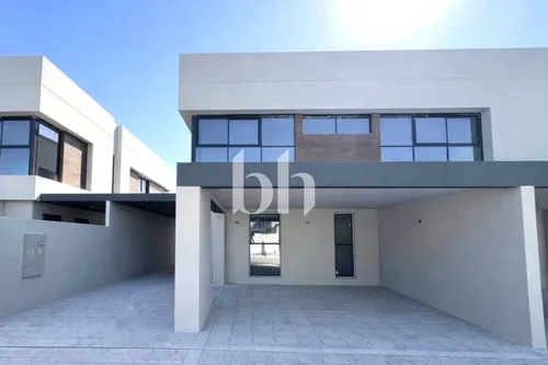 Corner & Single Row | Ready for Mortgage | 5Yrs PP