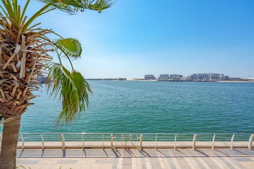 5 Bedrooms Villa in Al Muneera island villas