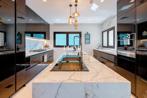 5 Bedrooms Villa in Al Muneera island villas