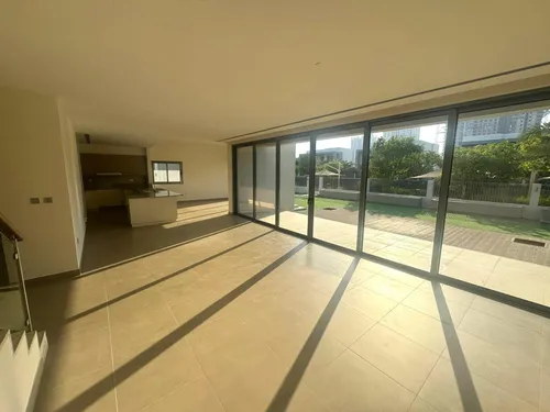 5 Bedrooms Villa in Sidra Villas II