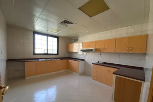 3 Bedrooms Villa in Mirdif Villas