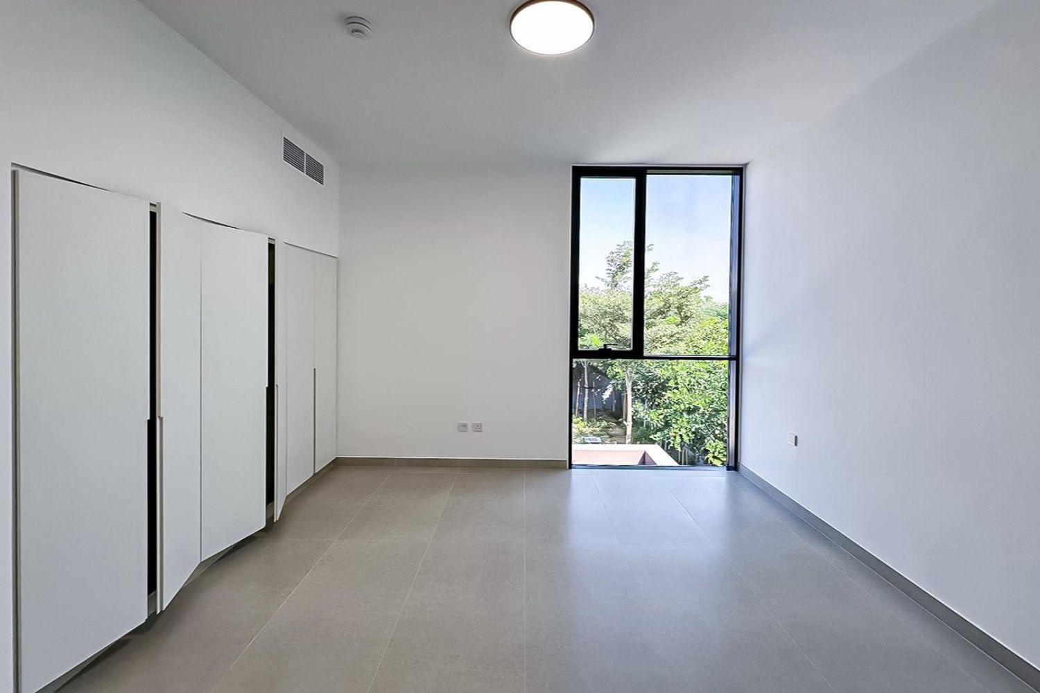 4 Bedrooms Townhouse in Robinia