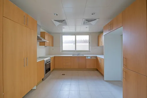 4 Bedrooms Townhouse in Hemaim Community