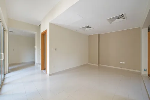 4 Bedrooms Townhouse in Hemaim Community