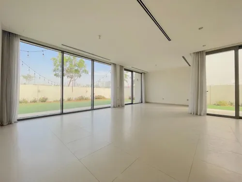 4 Bedrooms Villa in Sidra Villas I