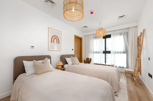 5 Bedrooms Villa in California Village