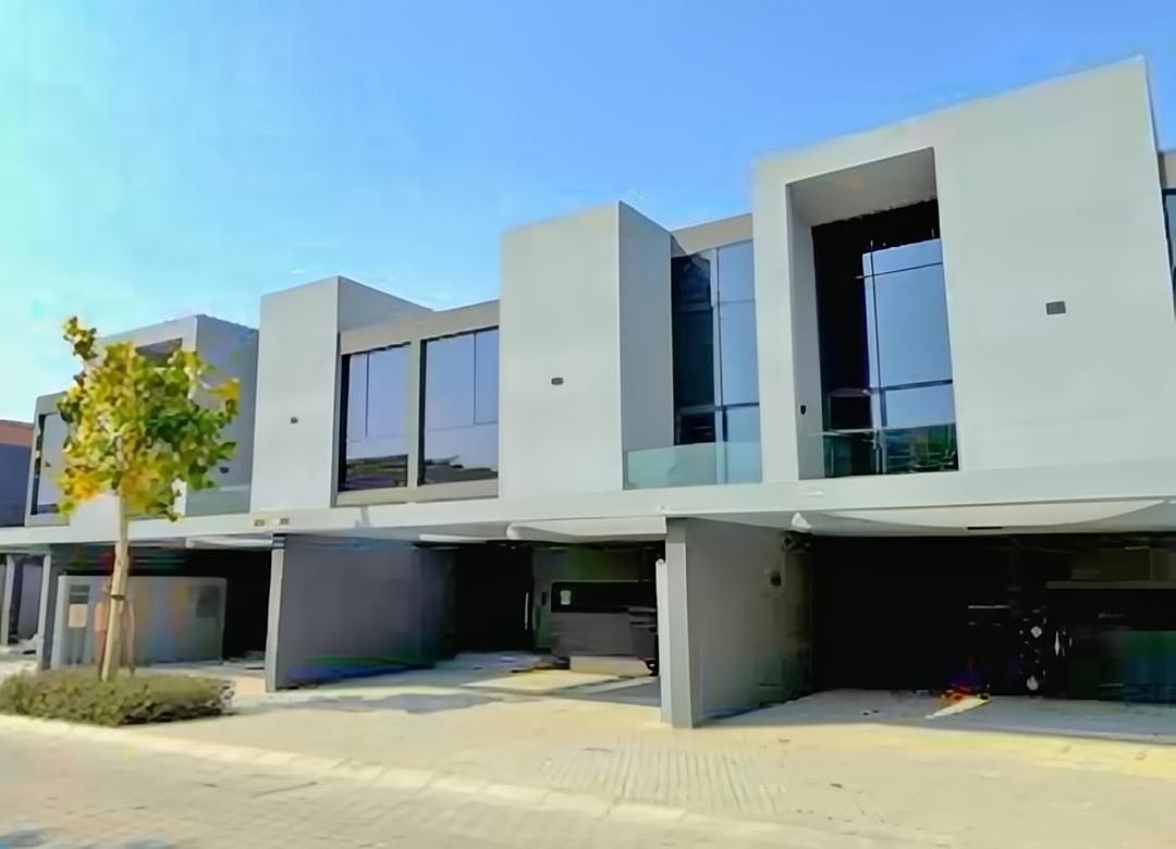 2 Bedroom Townhouse in Azalea