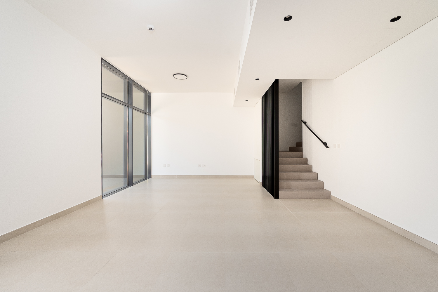 4 Bedrooms Townhouse in Robinia