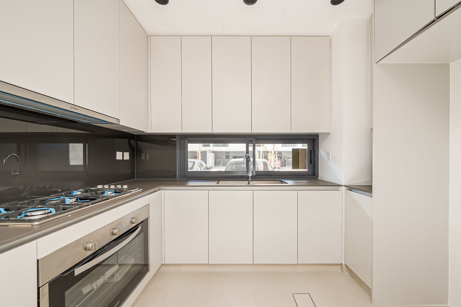 4 Bedrooms Townhouse in Robinia