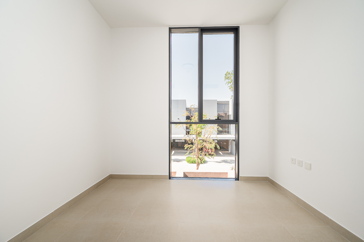 4 Bedrooms Townhouse in Robinia