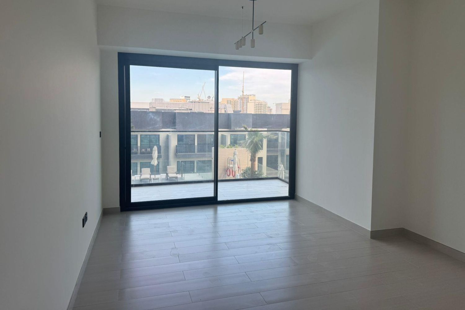 2 Bedrooms Apartment in Binghatti Orchid