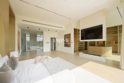 5 Bedrooms Villa in Silver Springs 1