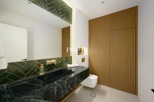 5 Bedrooms Villa in Silver Springs 1