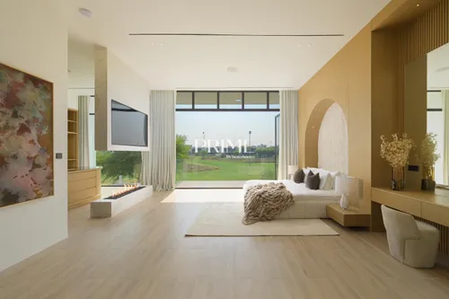 5 Bedrooms Villa in Silver Springs 1